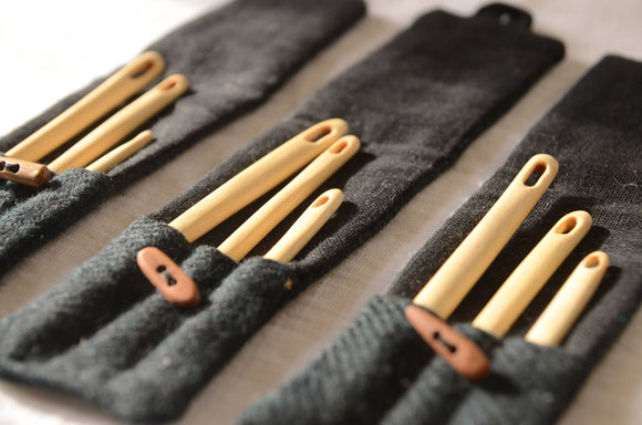 Wooden Nalbinding Needles, Hornbeam wood, Weaving needles, Knitting needles, Needles set, With case, Set of 3,Nålebinding,Naalbinding needle