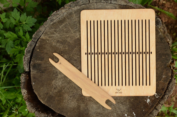 Rigid heddle loom and shuttle, 20 holes, Hand weaving, weaving kit ,Viking reenactment, Viking weaving, Baltic weaving, VytuVatu