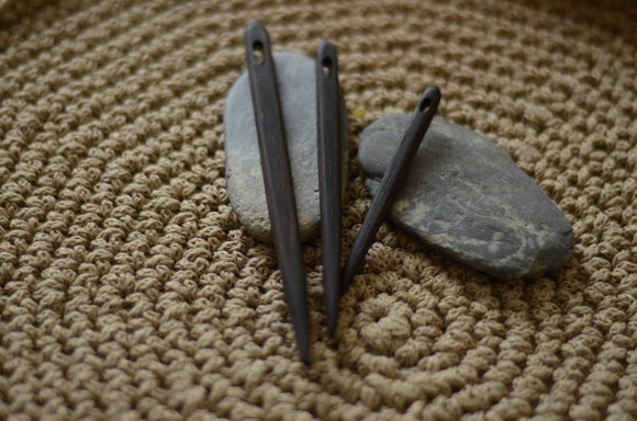 Wooden black oak Needles / With case / Set of 3 / Handcarved needle / Nålebinding / Nålbinding / Naalbinding needle / Medieval art