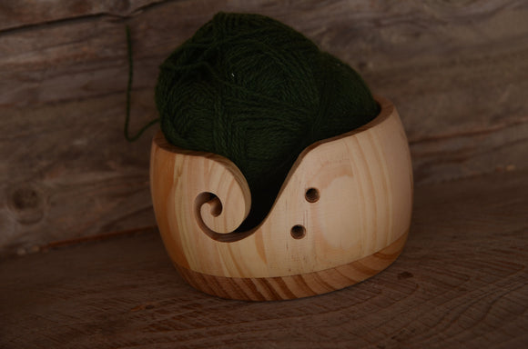 Wooden Yarn Bowl, Bowl for threads, Thread Organizer, Gift for knitter,  Knitting Gauge